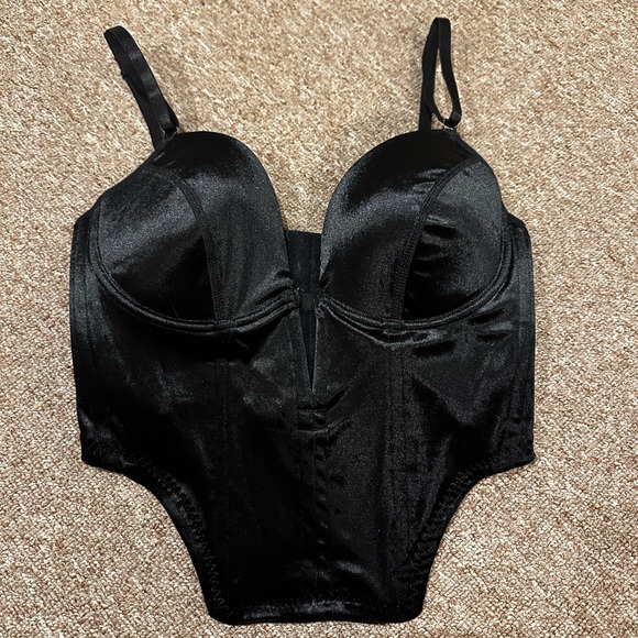 Black Velvet Bustier Corset - Picture 3 of 4